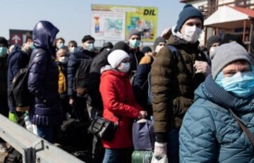 Заробітчани. Фото: Запорізькі вісті