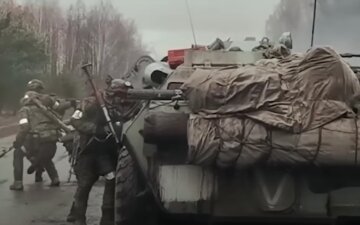 Российские оккупанты. Фото: скрин youtube