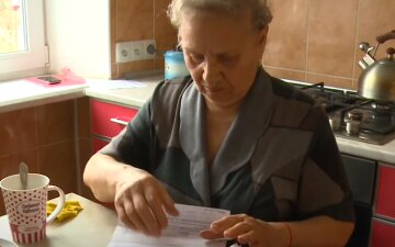 Платіжки за комуналку Фото: скрін youtube
