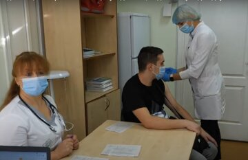 Вакцинація, кадр з відео