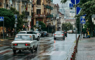 Авто, Київ, фото із соцмереж