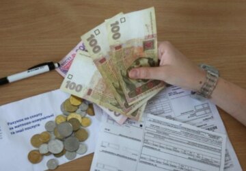 Оплата коммунальных услуг, кадр из видео